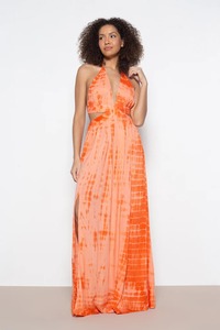 Robe longue d'été de couleur vive à col licou et teinture par cravate pour les femmes, les fêtes et les centres de villégiature. - Product Image 4