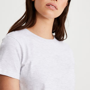 Camiseta Deportiva Casual para Mujer Fortune Apparel, Ligera, Transpirable y de Secado Rápido, Spandex/Poliéster - Product Image 3