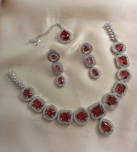 2025 nouvelles conceptions de bijoux artificiels plaqués or pour mariage indien/pakistanais et fiançailles vente de bijoux de fête pour femmes par AA Impex - Product Image 4