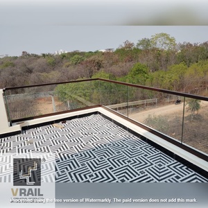 ราวบันไดสแตนเลสสีดำ PVD ดีไซน์ทันสมัยสำหรับระเบียงและโรงแรม - Product Image 1