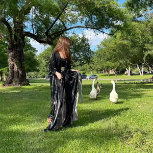 Robe de créateur pour femme Robe longue pour événement de fête Caftan pour femme Caftan perlé Designer par le fabricant indien pour l'exportation - Product Image 1