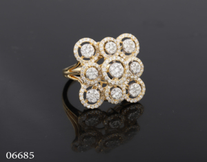 แหวนดอกไม้ D'VINS JEWELS เพชรทรงกลมเจียระไนแบบบริลเลียนท์ 1.90 กะรัต เพชรเลี้ยงในห้องปฏิบัติการ ทองคำขาว 14K แหวนแต่งงาน/หมั้น - Product Image 1