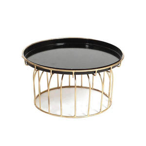 Soporte de lujo elegante para servir pasteles Diseño de pedestal de metal elegante para presentaciones de postres impresionantes - Product Image 3