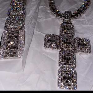 925 <b>Silver</b> Custom <b>Cross</b> <b>Pendant</b> Round Moissanite Diamond Hip Hop Jewelry Iced Out Charm Necklace Birthday Gift - Product Image 2