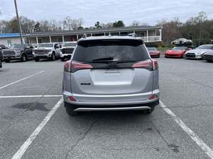 Toyota RAV4 Adventure AWD 2018 / Disponible à la vente avec faible kilométrage, moteur essence, véhicule d'occasion en excellent état et sans accident, conduite à gauche - Product Image 2