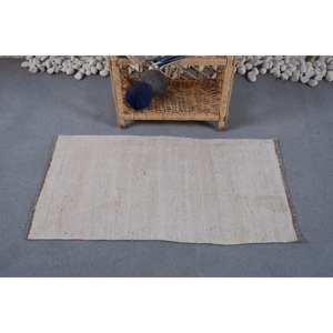 Vintage Traditional <b>White</b> and <b>White</b> Sheep <b>Wool</b> Patchwork Rug 1.8 X 3.3 ft with Latex Backing - Product Image 1
