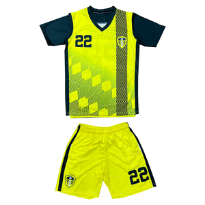 Ropa de Fútbol de Secado Rápido con Logotipo Personalizado de Alta Calidad para Adultos, Transpirable, de Poliéster Verde, Técnica de Sublimación, Servicio OEM Disponible - Product Image 1