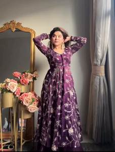 Ensemble Salwar Kameez Prêt-à-porter, Meilleures Ventes, Couleurs Vives, Col Rond, Grand Volume, Motif Festif, avec Dupatta - Product Image 2