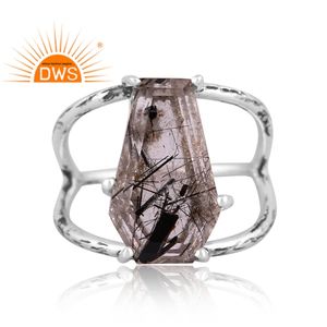 แหวนดีไซน์พลอยทับทิมสีดำธรรมชาติทำจากแร่เงินสเตอร์ลิงออกซิไดซ์ - Product Image 2