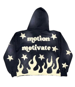 Sudadera con capucha extragrande hecha a medida para hombre con efecto Sun-Fade y diseño bordado de angustia - Product Image 3