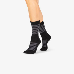 Chaussettes de cheville respirantes en spandex/polyester pour un flux d'air supérieur, soutien pour les entraînements de gym, la course à pied, la marche, le confort quotidien en hiver - Product Image 1