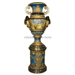 <b>Unique</b> Metal <b>Vase</b> in Vibrant Blue Color Featuring Elegant Curved Shape and Intricate Design Perfect for Enhancing Any Home Decor - Product Image 1