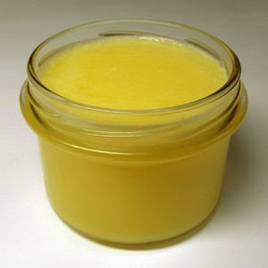 Venta al por mayor Premium 100% Pure Cow Unsalted Organic Ghee Butter Bulk empaquetado en cajas certificadas Kosher/Halal - Product Image 2