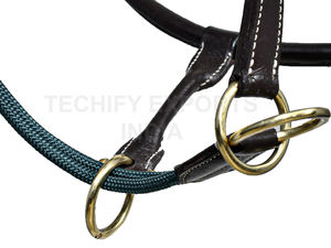 Licol de cheval en cuir de qualité supérieure avec ferrures en laiton et muserolle en corde bicolore, licol équestre réglable - Product Image 2