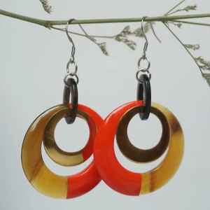 Aretes de Cuerno Natural de Buey, Vaca y Búfalo Blancos para Mujer y Niña, Diseño Artesanal - Product Image 1