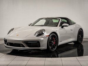 NOUVELLES ARRIVÉES : Porsche 911 Targa 4 GTS Cabriolet AWD 2022 d'occasion, blanc éclatant, jantes en alliage R18, sièges en cuir, système de navigation, télécommande - Product Image 1