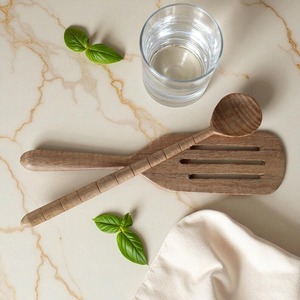 Cuchara de cocina desechable de madera de Neem con mango grande, antiadherente, agarre cómodo, calidad premium para exportación, ideal para fiestas. - Product Image 2