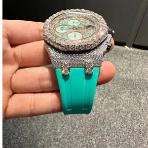 Reloj Unisex con Diamantes Moissanite, Personalizable, Estilo Moderno, con Caja de Aleación, Esfera de Cristal, Ventana de Fecha, Acabado en Oro Blanco - Product Image 2