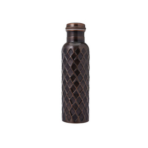 Botella de agua de cobre para beber 32oz botella de agua antigua gimnasio Oficina senderismo al aire libre botella de agua Ayurvédica beneficios para la salud Metal - Product Image 4