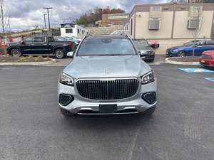 Increíble Mercedes-Benz GLS 600 Mercedes-Maybach 4MATIC 2024 Usado con Asientos de Cuero, Sistema de Navegación y Tecnología de Arranque Remoto - Product Image 2