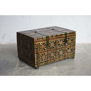 Meilleure boîte de rangement en bois laqué oriental, boîte décorative rectangulaire avec motif floral, design noir et or, pour la chambre à coucher - Product Image 2