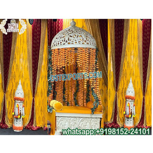 Decoración para la Ceremonia Haldi de Boda Marroquí, Asiento Nupcial Musulmán para Evento Haldi, Asiento Marroquí Decorado para Evento de Boda - Product Image 1