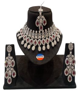 Ensemble de collier ras du cou classique boucles d'oreilles assorties de diamants pour femmes pour mariages fiançailles ensembles de bijoux de mode traditionnels - Product Image 1