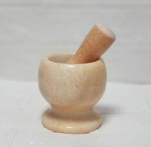 Mortai e pestello in pietra naturale con pressa per aglio in silicone e pelapatate per schiacciare, macinare e tritare - Product Image 6