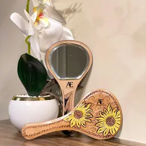 New Engraved Real Leather Pocket Size Mirrors Bulk Production Promotional Unique Design Cowgirl Travel Vanity Mirrors