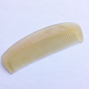 PEINE DE CUERNO HECHO A MANO PERSONALIZADO NATURAL DE OVEJA con dientes finos y anchos Peine de cuerno de búfalo hecho a mano para peinar el cabello - Product Image 2