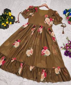 Perfecto para la colección Maxi floral de verano con mangas de moda - Product Image 5