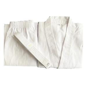 Heavy Weight 10oz Karate Gi Idéal pour l'entraînement ou la compétition Uniforme d'arts martiaux de marque - Product Image 6