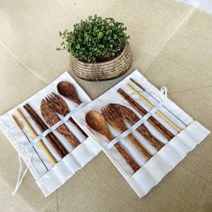 ชุดเครื่องใช้บนโต๊ะอาหารไม้มะพร้าวแบบพกพาสำหรับเดินทางกลางแจ้งและตั้งแคมป์ - Product Image 5