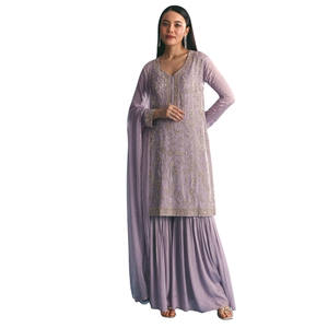 Vente en gros Lavande Chinon Kurta Sharara avec Cutdana Dupatta pour la fête de mariage réception festive et commandes ethniques personnalisées - Product Image 4