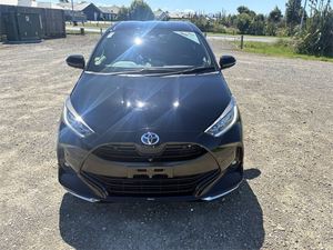 Auto Usado en Perfectas Condiciones, <span class=keywords><strong>Toyota</strong></span> <span class=keywords><strong>Yaris</strong></span> S 1.5 Híbrido Z <span class=keywords><strong>2022</strong></span>, 5 Puertas, CVT, 4x4, Hatchback, Envío a Todo el Mundo - Product Image 1