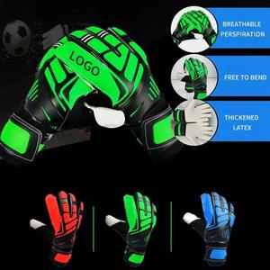 Gants de gardien de but de football personnalisés professionnels avec le meilleur prix Nouveaux articles de sport au design et logo uniques - Product Image 4