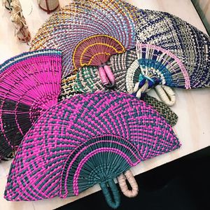 Venta al por mayor Seagrass Handfan Vietnam Handwoven Cooling Tool para uso diario Ventas al por mayor Seagrass Handfan Export Standard - Product Image 2