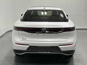 Toyota Crown Limited AWD 2023 à vendre / Disponible à la vente avec faible kilométrage, moteur essence, véhicule d'occasion sans accident, hybride - Product Image 4