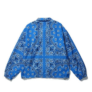 เสื้อแจ็คเก็ตกันลมแบบสั่งทำสีสันตามต้องการ ชุดเสื้อแจ็คเก็ตโค้ชแบบ Anorak ขายส่ง เสื้อแจ็คเก็ต Anorak ผ้าแคนวาส แบบพิมพ์ลาย Sublimated - Product Image 2