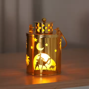 Nuevo estilo de hierro luz Ramadán estrella Luna mezquita forma LED linterna decoración del hogar Eid Mubarak Luz de lujo - Product Image 3