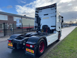 Camion tracteur 2016 pour T 430 High New Euro 2 Diesel 6x4 conduite à gauche 351-450 ch 673 000 km - Product Image 4