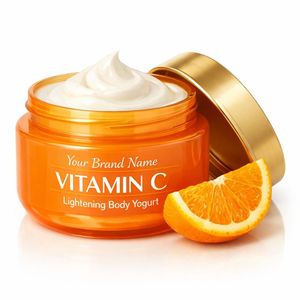 Yaourt corporel éclaircissant à la vitamine C en marque propre, lotion hydratante éclaircissante pour la peau, formule à absorption rapide, vente en gros OEM - Product Image 2