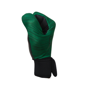 Gants de football gaélique professionnels de haute qualité de qualité supérieure Conception personnalisée Léger Durable Latex Grip Match Play Couleurs de l'équipe - Product Image 5