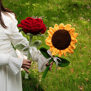 Wholesale Hand-Knitted <b>Wool</b> Crochet Bouquet Large Ice Silk Line Roses Textile & Fabric <b>Crafts</b> for Your Girlfriend - Product Image 4