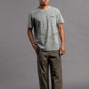 T-shirts délavés à l'acide à manches courtes de haute qualité pour hommes T-shirts délavés à l'acide avec impression de logo personnalisé - Product Image 6