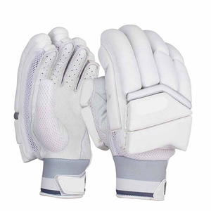 Guantes de Bateo de Cricket Profesionales Más Vendidos, Ligeros, con Cierre de Hebilla, Diseño Ambidiestro, Cuero de Alta Calidad, Pakistán - Product Image 4