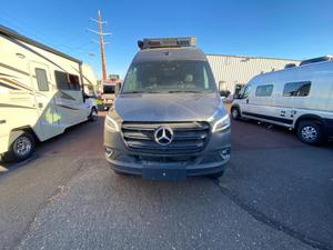 Nouveau Winnebago R-e-v-e-l 44E 2025 prêt à la vente - Product Image 3