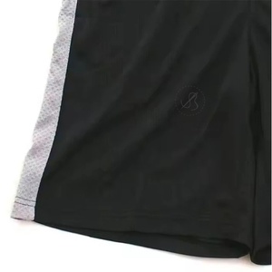 Shorts de football personnalisés sublimés, décontractés, taille haute, élastiques, imperméables, respirants, pour l'été, la plage, la pêche, à prix raisonnable - Product Image 4