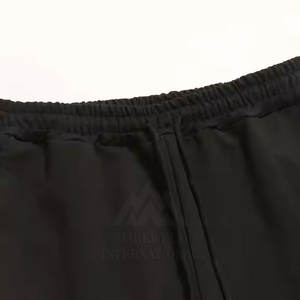 Conjunto de chándales de alta calidad para hombre, ropa de entrenamiento con capucha y diseño personalizado al por mayor para la temporada de invierno - Product Image 4