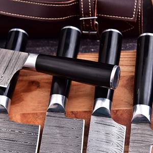 Juego de cuchillos de Damasco al por mayor de alta calidad con bajo MOQ, juego de 7 piezas con remaches exquisitos y funda de cuero para cocina, en venta. - Product Image 3